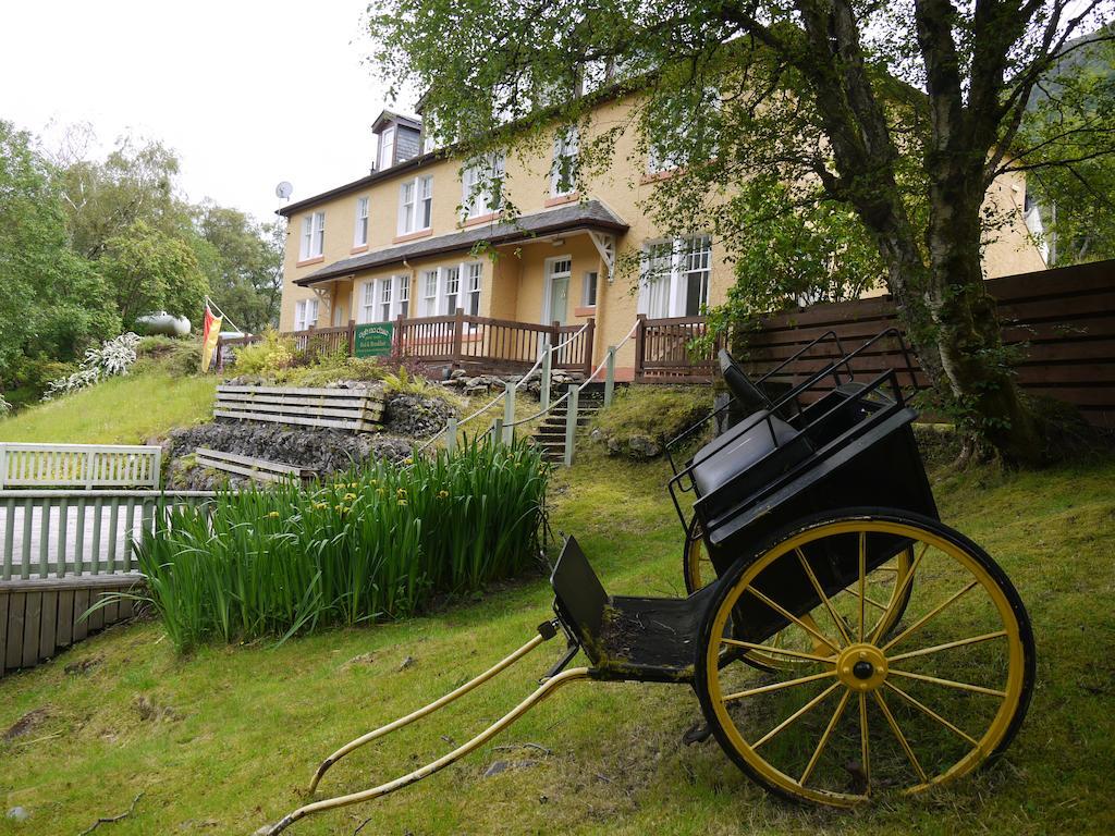 Tigh Na Cheo Hotel Кинлохлевън Екстериор снимка